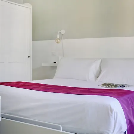 Appartement Furio Camillo - Metro A - Netflix