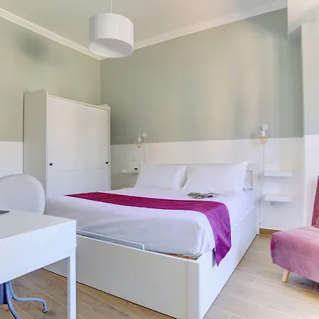 Furio Camillo - Metro A - Netflix Appartement