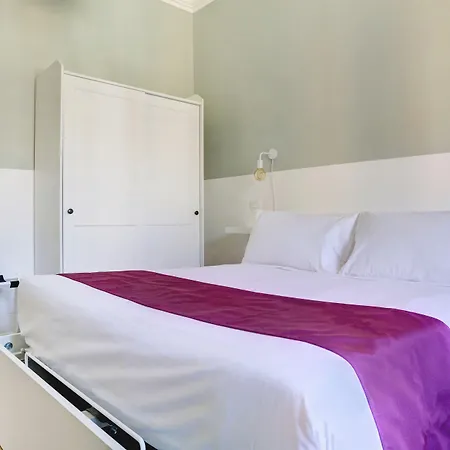 Appartement Furio Camillo - Metro A - Netflix