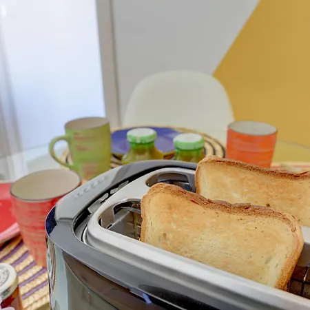 Furio Camillo - Metro A - Netflix Apartmán Řím